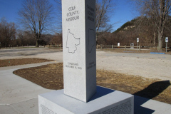 Missouri bicentennial obelisk.