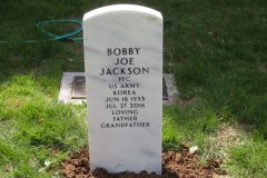 Marble veterans marker.